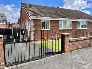 2 Bedroom Semi-detached Bungalow For Sale In Mapplewell