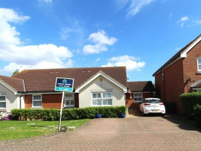 2 Bedroom Semi-detached Bungalow For Sale In Minster On Sea