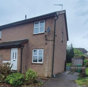 2 Bedroom Semi-detached House For Rent In Thornhill, Cardiff
