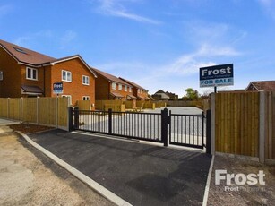 2 Bedroom Semi-detached House For Sale In Ashford, Surrey