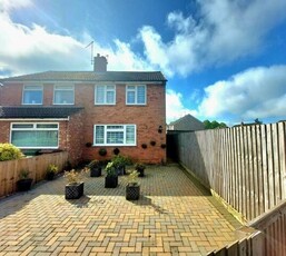 2 Bedroom Semi-detached House For Sale In Earls Barton