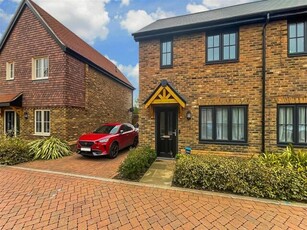 2 Bedroom Semi-detached House For Sale In Hoo, Rochester