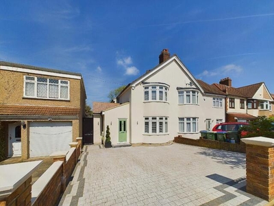 2 Bedroom Semi-detached House For Sale In Sidcup, Kent