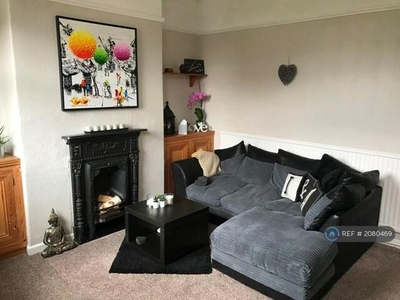 2 Bedroom Terraced House For Rent In Manchester