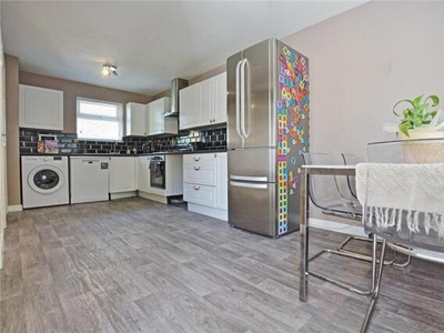 2 Bedroom Terraced House For Sale In Briar Hill, Northampton