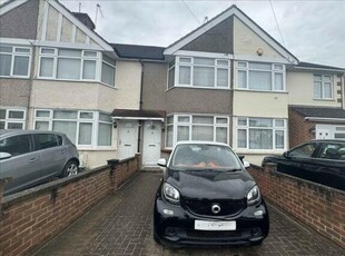 2 Bedroom Terraced House For Sale In Feltham, Middlesex