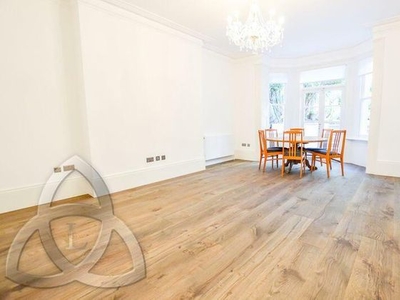 3 bedroom apartment to rent London, NW3 6AG