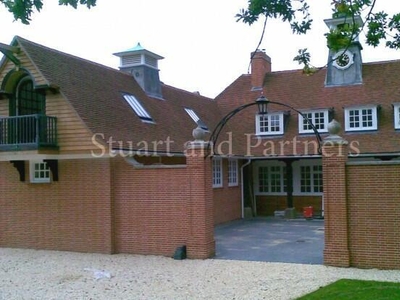 3 Bedroom Coach House For Rent In Balcombe