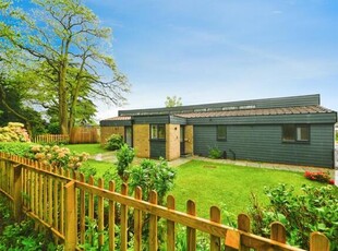 3 Bedroom Detached Bungalow For Sale In Middleton