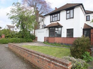 3 Bedroom Detached House For Rent In Petts Wood