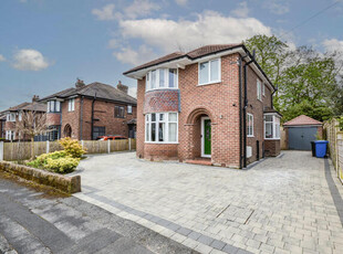 3 Bedroom Detached House For Rent In Timperley
