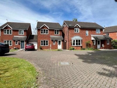 3 Bedroom Detached House For Sale In Gloucester