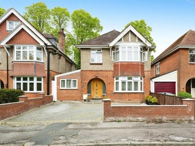 3 Bedroom Detached House For Sale In Southampton
