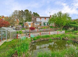 3 Bedroom Detached House For Sale In Uckfield, East Sussex