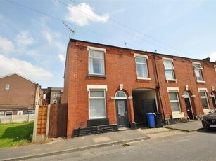 3 Bedroom End Of Terrace House For Sale In Dukinfield, Cheshire
