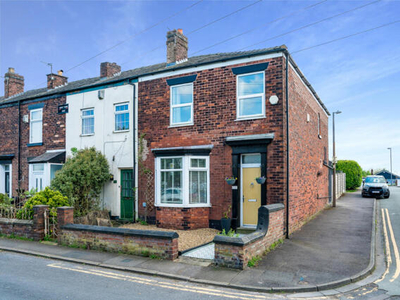3 Bedroom End Of Terrace House For Sale In Manchester