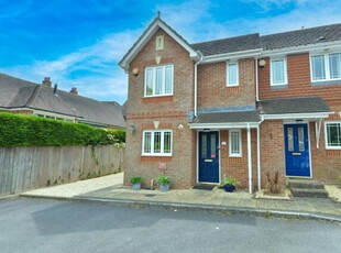 3 Bedroom End Of Terrace House For Sale In New Milton, Hampshire