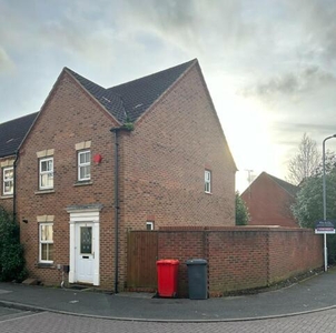 3 Bedroom End Of Terrace House For Sale In Slough, Berkshire
