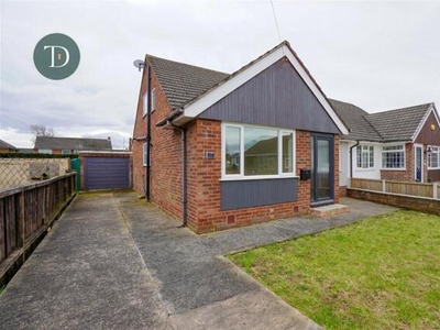 3 Bedroom Semi-detached Bungalow For Sale In Whitby, Ellesmere Port