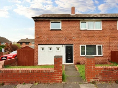 3 Bedroom Semi-detached House For Sale In Pelaw, Gateshead