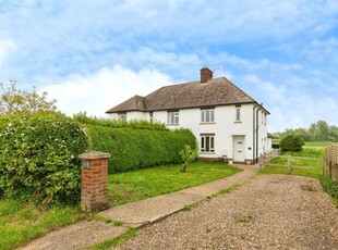 3 Bedroom Semi-detached House For Sale In Stotfold
