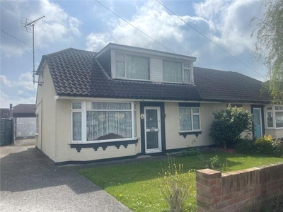3 Bedroom Semi-detached House For Sale In Thundersley, Essex