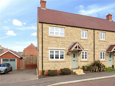 3 Bedroom Semi-detached House For Sale In Towcester, Northamptonshire