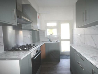 3 Bedroom Terraced House For Rent In Ilford