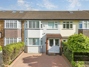 3 Bedroom Terraced House For Sale In Chigwell
