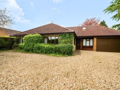 4 Bedroom Detached Bungalow For Sale In Grantham, Lincolnshire