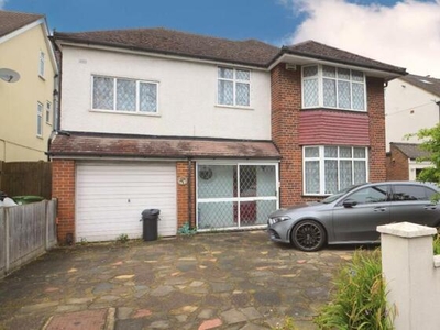 4 Bedroom Detached House For Rent In Ickenham