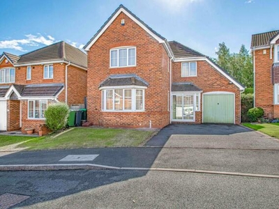 4 Bedroom Detached House For Rent In Oldbury, West Midlands