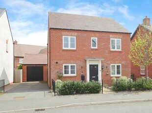 4 Bedroom Detached House For Sale In Alcester, Warwickshire