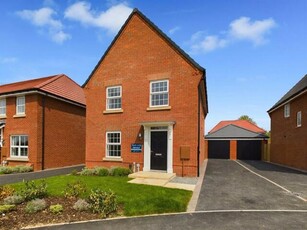 4 Bedroom Detached House For Sale In Ashlawn Gardens