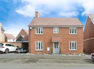 4 Bedroom Detached House For Sale In Bletchley