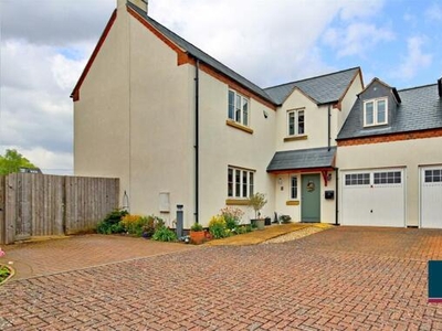 4 Bedroom Detached House For Sale In Clipston