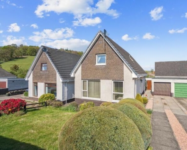 4 Bedroom Detached House For Sale In Crieff, Perthshire