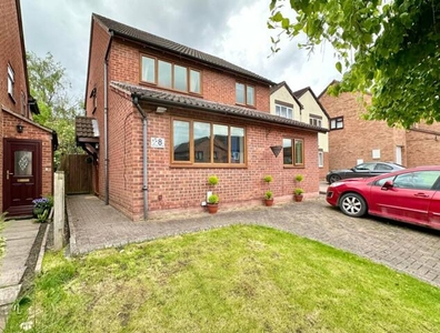 4 Bedroom Detached House For Sale In Hampton Park, Hereford