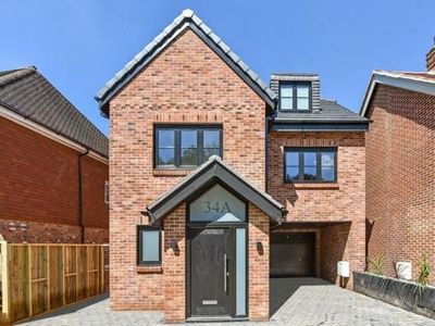 4 Bedroom Detached House For Sale In Haslemere