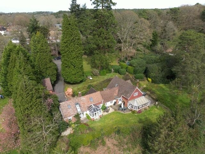 4 Bedroom Detached House For Sale In Hindhead, Surrey