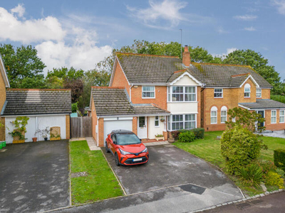 4 Bedroom Detached House For Sale In Lower Earley, Reading