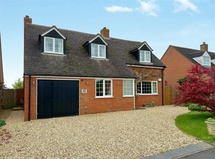 4 Bedroom Detached House For Sale In Lower Quinton