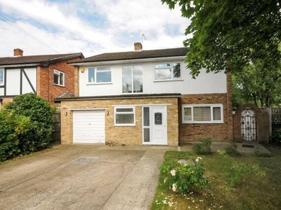 4 Bedroom Detached House For Sale In Middlesex