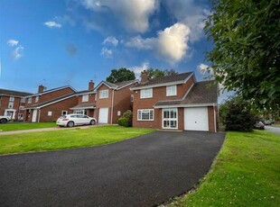 4 Bedroom Detached House For Sale In Mossley