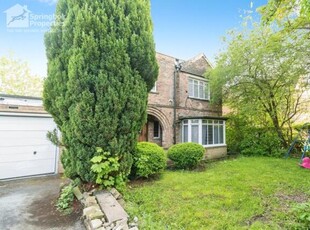 4 Bedroom Detached House For Sale In Pudsey