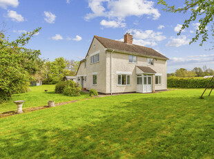 4 Bedroom Detached House For Sale In Stonehouse