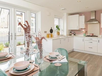 4 Bedroom Detached House For Sale In
Swindon,
Wiltshire