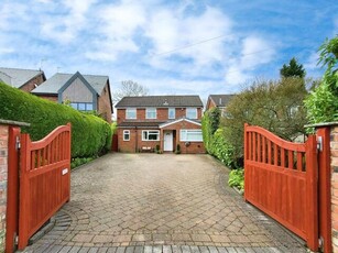 4 Bedroom Detached House For Sale In Timperley, Altrincham
