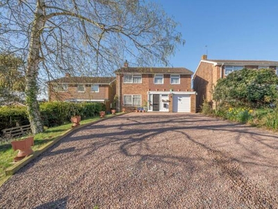 4 Bedroom Detached House For Sale In Whitbourne, Worcester