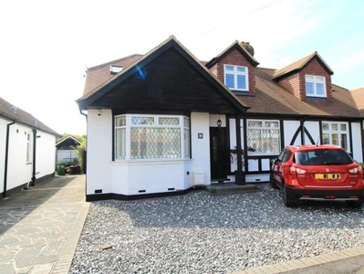 4 Bedroom Semi-detached Bungalow For Sale In Upminster